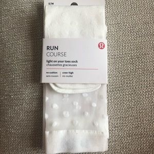 Lululemon socks! RUN COURSE 🏃🏽‍♀️